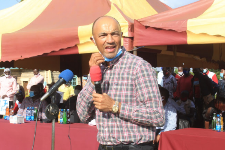 Peter Kenneth Throws His Support Behind President Uhuru