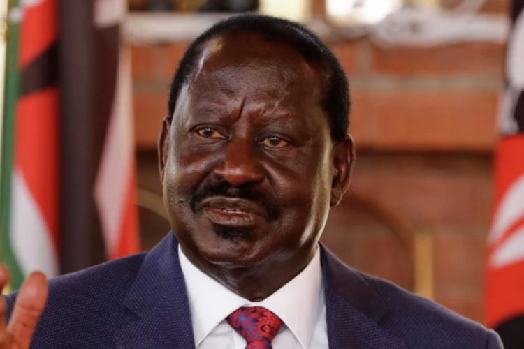 Kenyans Demands Raila's Action Amid Medics Strike, Fertiliser Scandal 