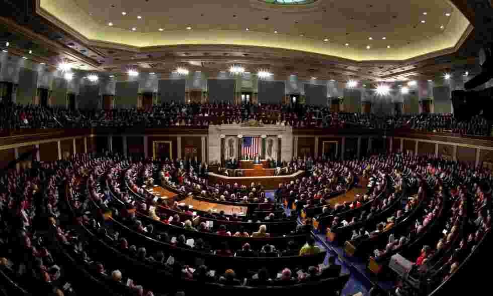 US Senate Begins Debate on Immigration and the Fate of "Dreamers"