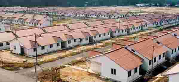 Kenyan Workers Reject President Kenyatta's Cheap Houses Monthly Levy
