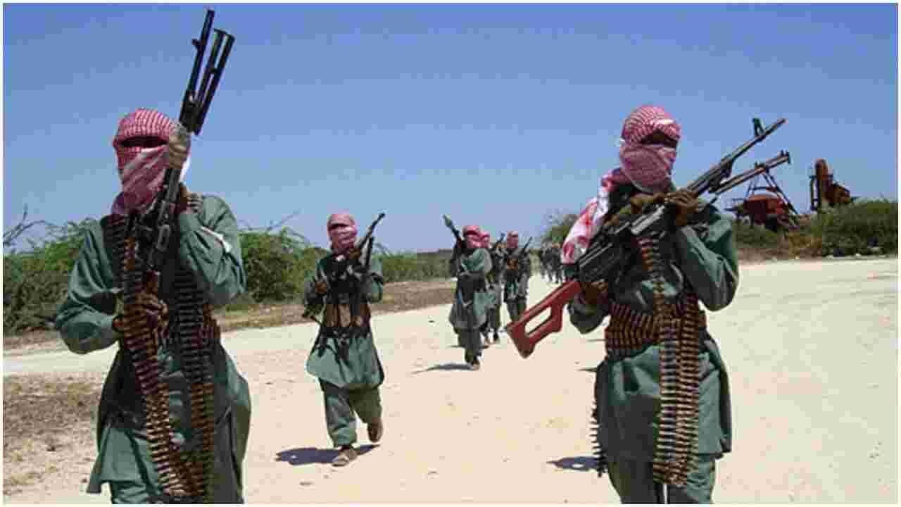 Six People Killed in Suspected Al-Shabaab Ambush in Lamu