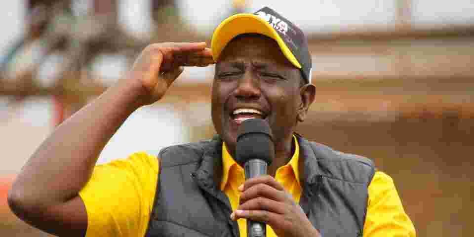 Mimi Sishindani Na Wewe: Ruto Fires Back at President Uhuru