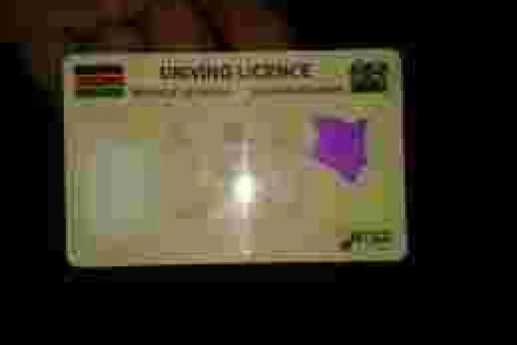 Kenyan Drivers to Be Issued With Smart Driving Licences Starting in April