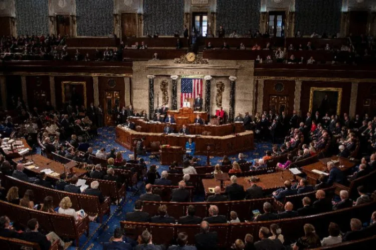 US Government Shuts Down