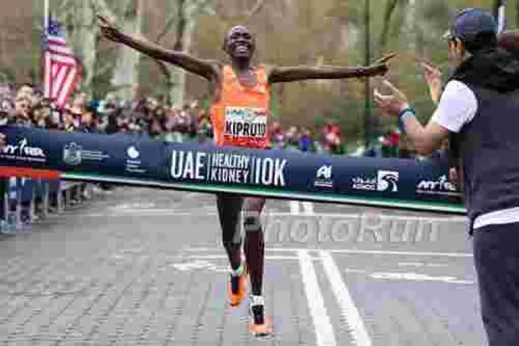 Kenyan Teenager Rhonex Kipruto Sets New Record for 10-Kilometre Race on US Soil