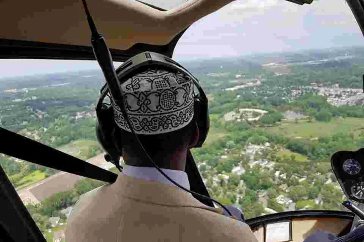 Kenyans in the US Facilitate Chopper Ride for Garissa Governor Ali Korane around Minnesota