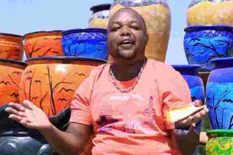 Muigai Wa Njoroge's New Controversial Song about Politicians Sparks Debate [VIDEO]