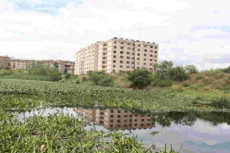MPs Oppose Demolition of Nairobi's Seefar Apartments, Want Nairobi Dam Drained      	