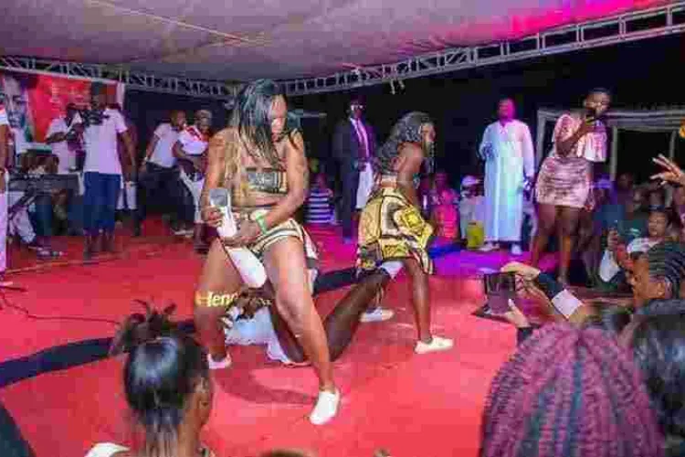 'I Get Paid to Open Legs': Singer Akothee Fires Back at KFCB CEO Ezekiel Mutua 