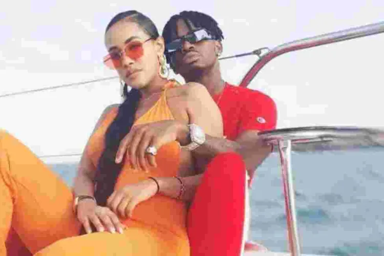 Kenyan Radio Presenter Tanasha Donna Pregnant with Singer Diamond Platnumz's Baby? [Video]