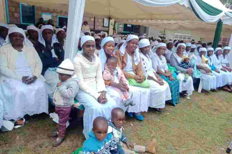 Joy for Stateless Shona Community in Kenya as Gov’t Issues Them Identification Documents