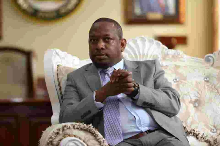Nairobi Governor Sonko Forces Hotel Chef, Manager to Taste His Breakfast Before Eating it