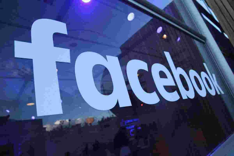 Facebook Says Homeland Security Cannot Create Fake Accounts to Monitor Visa, Green Card and Citizenship Applicants