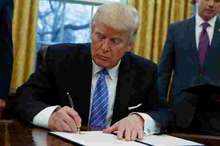 Those without Health Insurance, Ability to Pay Medical Bills to be Denied US Visas 