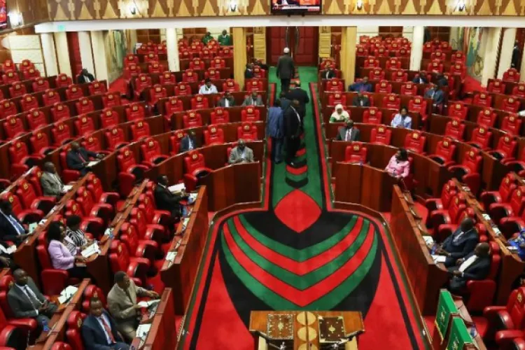 Uhuru’s Proposal to End Cheap Loans for Kenyans Sails through 