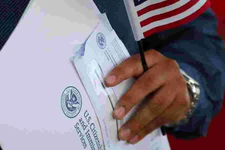 189,000 Green Card Holders Granted US Citizenship in the First Three Months of 2020