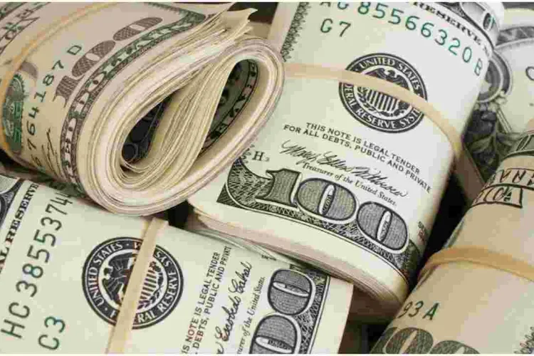 KRA Officers Seize Sh3.1 Million in a Jacket Sent to a Nigerian Man in Nairobi from the US