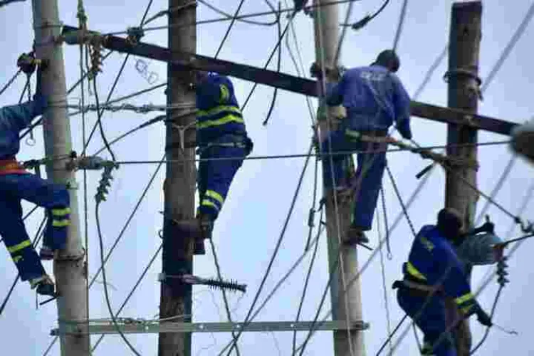 Kenya Hit by a Nationwide Blackout After Major Transmission Line Breaks 