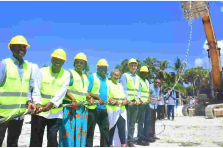Kenyans to Enjoy Faster Internet as Sixth Undersea Fibre Cable Lands in Mombasa 