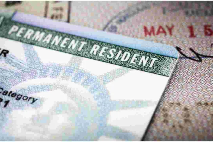 Former US National Security Officials Push for Green Card Cap Exemption for Immigrants with Advanced STEM Degrees