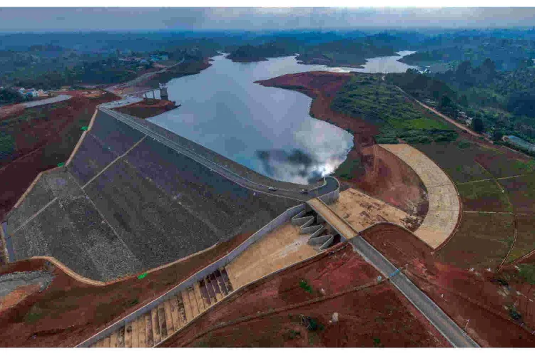President Uhuru Commissions Sh24 Billion Karimenu II Dam in Kiambu