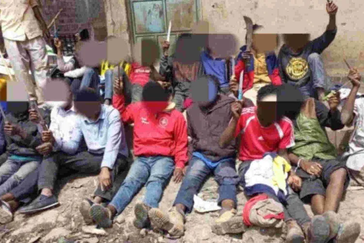 Police Arrest 16 Suspected Muggers in Embakasi, 37 Knives Recovered 