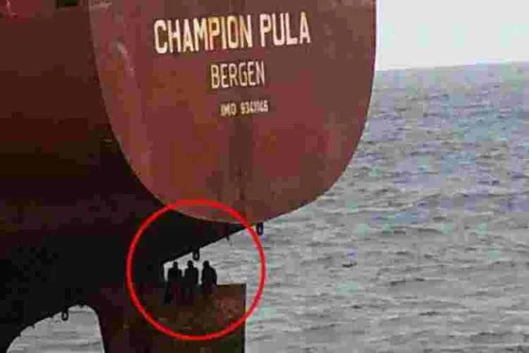 Three Migrants Survive 11-Day Journey from Nigeria to Spain on a Ship Rudder