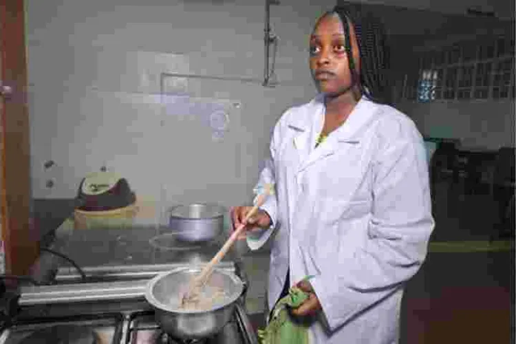 Kenyan University Students Turn Grass into Cheap Ugali Flour to Fight Hunger 