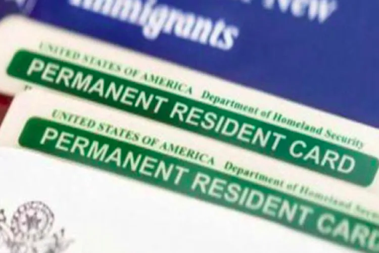 USCIS Extends Green Card Validity for Conditional Permanent Residents with a Pending Form I-751 or Form I-829