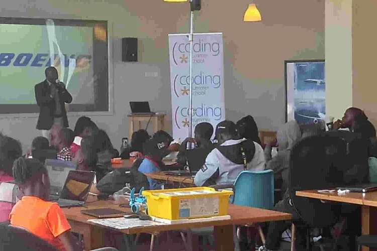 65 Kenyan Youths Benefit from a Coding Program by ThinkYoung and Boeing
