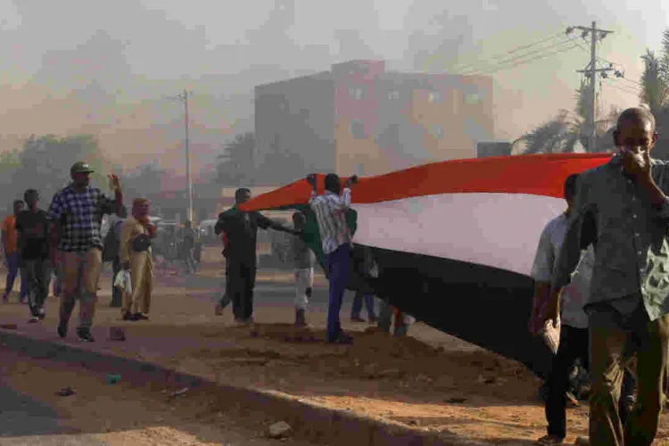 Over 3,00 Kenyans Stuck in Sudan Amid Escalating Conflict 
