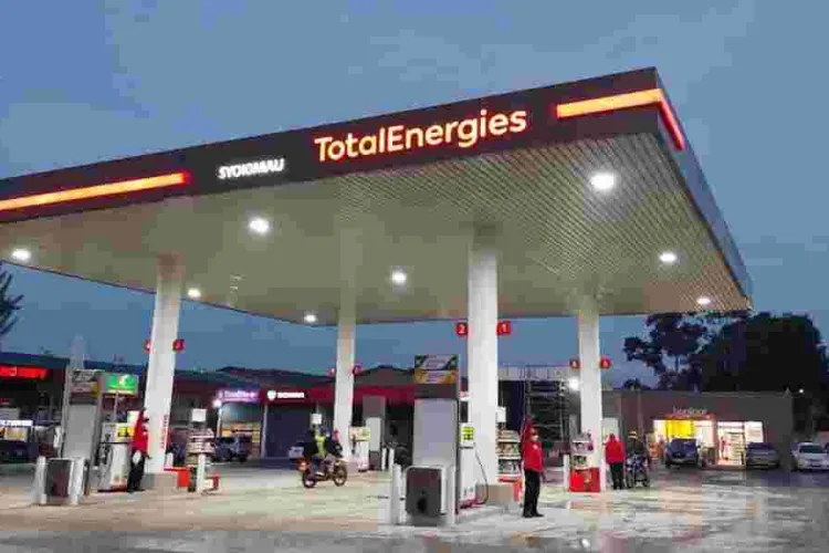 Fuel Prices Hit a Historic High as Ruto's Government Removes Subsidy 