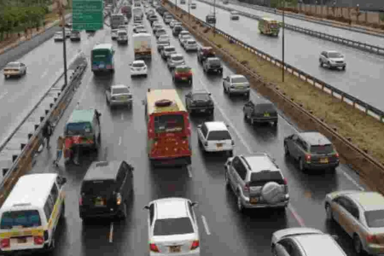 Gang Posing as Cops Steal Sh 4M Stashed in Foreigner's Car 