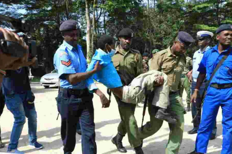 Mackenzie Followers Faint in Court, Govt Fears they May Die in Custody 