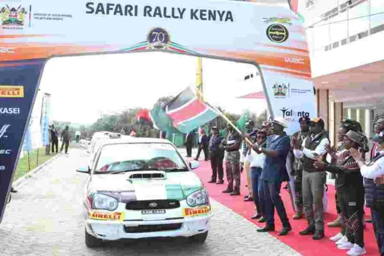 Ruto's Presidential Escort Team Injured as Car Overturns in Naivasha