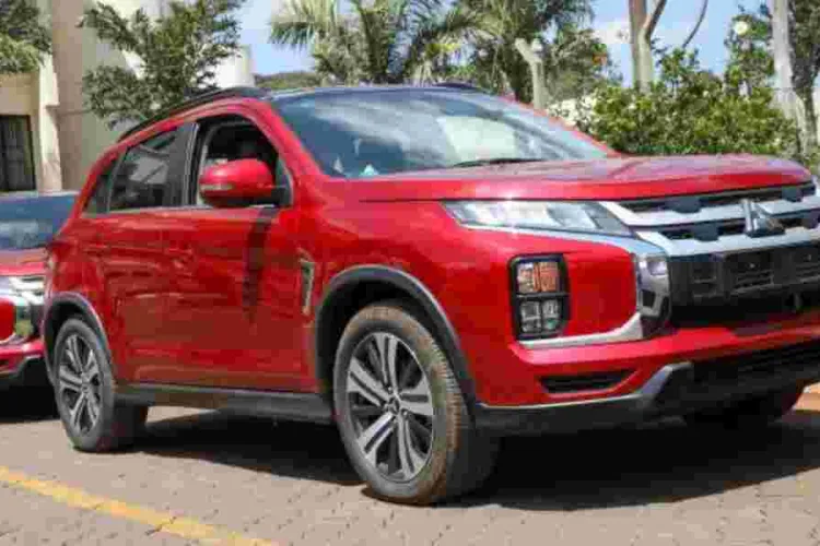 US Gifts DCI Four Cars to Help Hunt Down Drug Traffickers