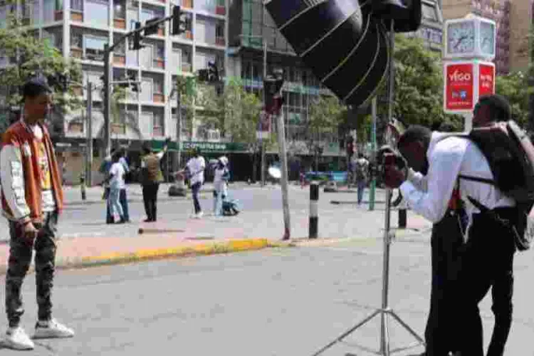 Nairobi Criminal Gangs Now Turn to Street Photographers