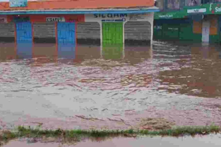 Kenya Confronts Deadly Floods and Looming Cyclone Threat