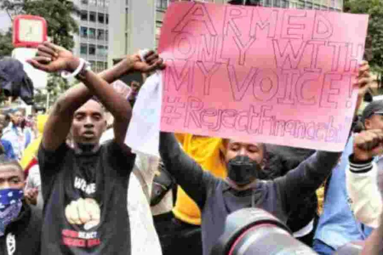 Kenya Kwanza Leaders Flee Church Event as Protesters Gather in Nyahururu
