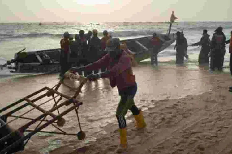 89 Migrants Dead as Boat Capsizes off Mauritanian Coast