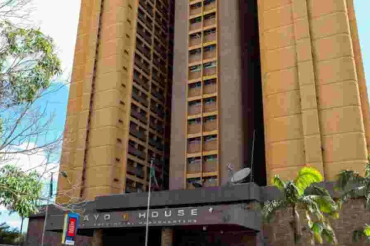 Kenyans Decry Processing Delays at Nyayo House