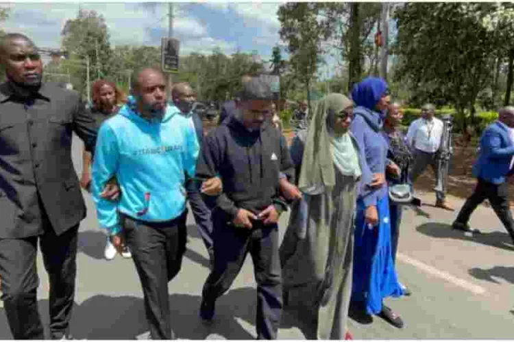 Activists Shield Boniface Mwangi from Arrest During Nairobi Protest