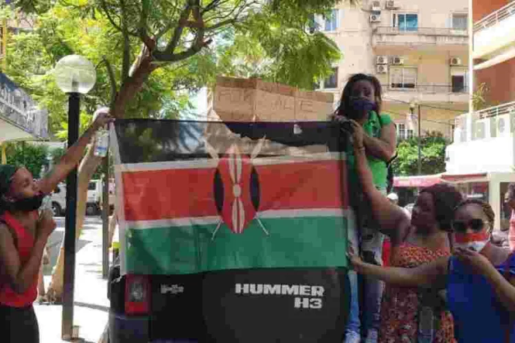 Lebanon Crisis Leaves 177,000 Migrant Workers Stranded as Employers Flee Conflict