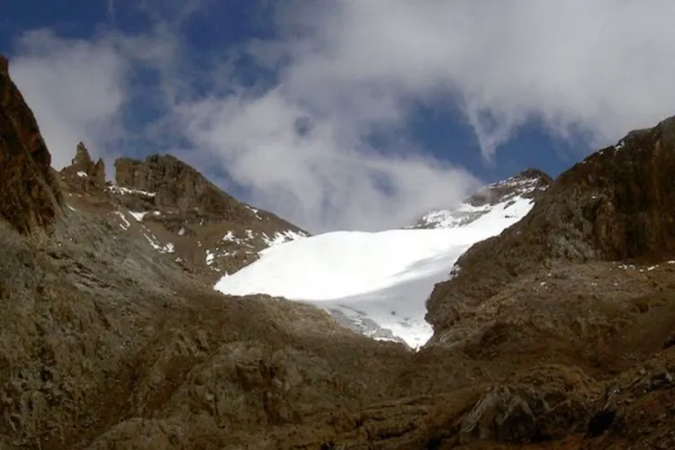 Record Global Warming Threatens Kenya's Glaciers, Coastlines, and Food Security