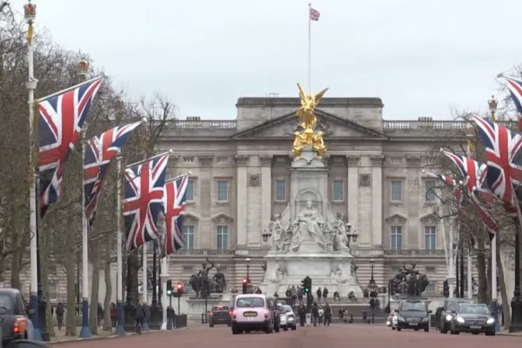 The UK Rolls Out Extended Visitor Visa Program: Key Requirements Explained