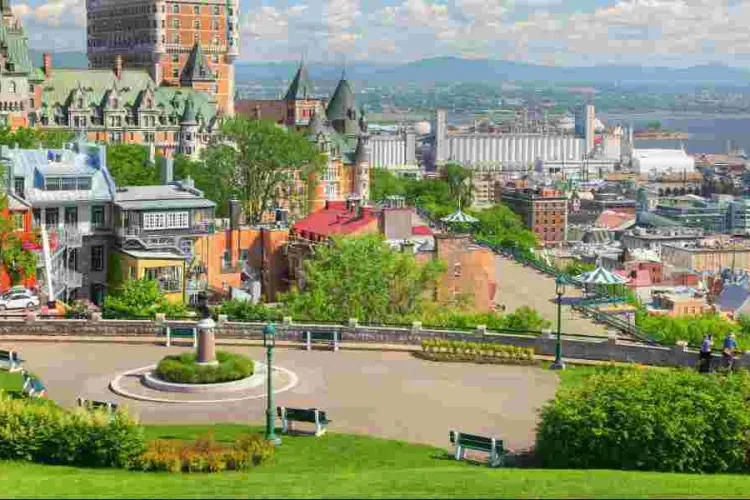 Key Updates to Canada's Foreign Worker Program: A Complete Overview
