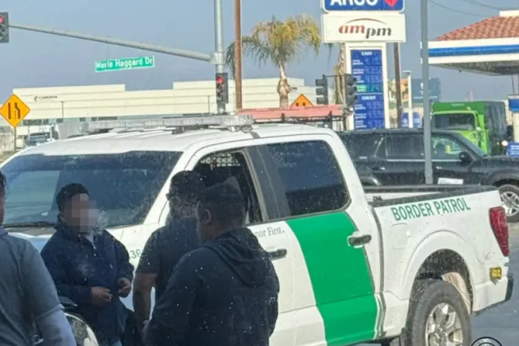 Plainclothes Border Patrol Officers Target Immigrants in California  