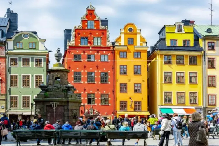 Sweden to Toughen Citizenship Laws and Extends Residency Requirement to Eight Years