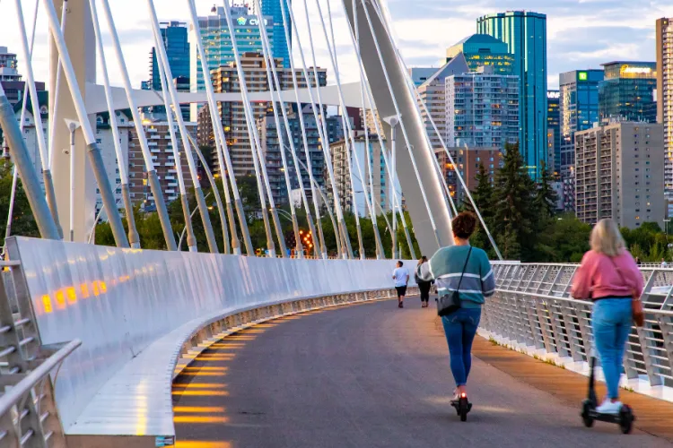 New Canadian Work Permit Rules Restrict Job Access for Foreign Students' Spouses