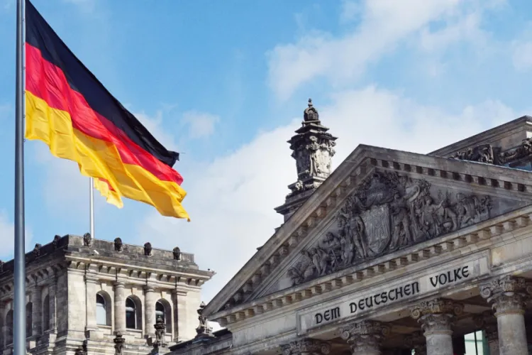 Germany Faces Critical Shortage of 530,000 Workers: Visa Options and In-Demand Sectors